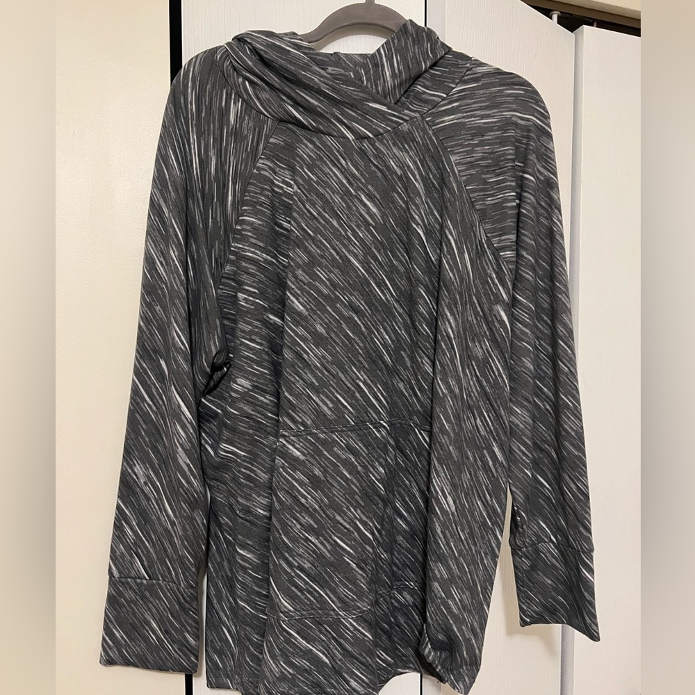 Lula Amber light weight hoodie